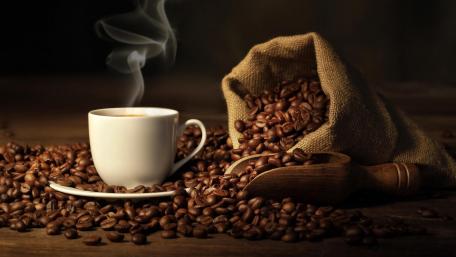 Warm Coffee Beans Bliss wallpaper