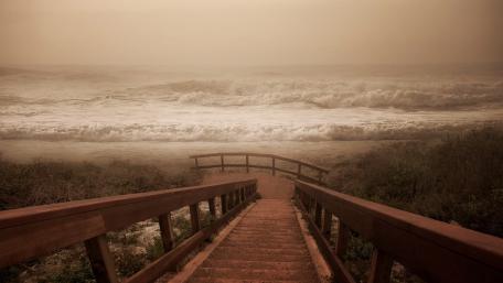 The angry sea wallpaper