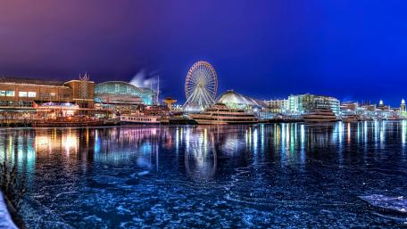Navy Pier at night (Chicago) wallpaper