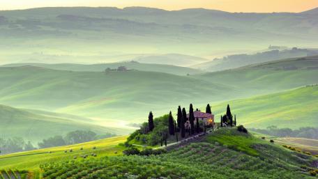 Tuscany Villa Podere Belvedere (Italy) wallpaper