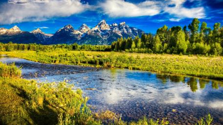 Serene Mountain River Landscape in Wilderness wallpaper