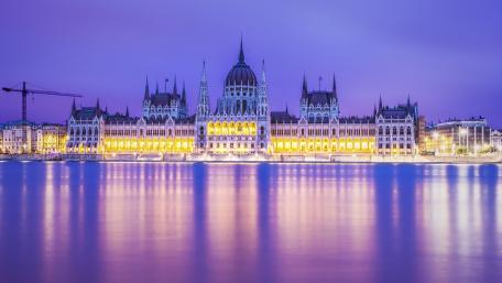Hungarian Parliament Building wallpaper