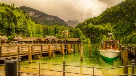 Dock of Königssee lake wallpaper
