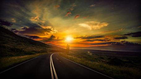 Golden Sunset on Serpentine Road wallpaper