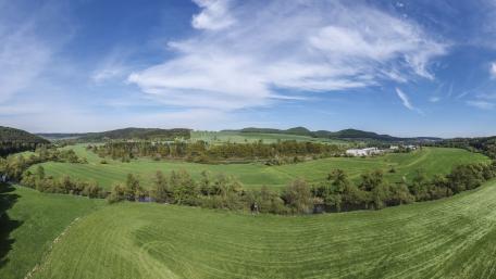 Grassland landscape wallpaper