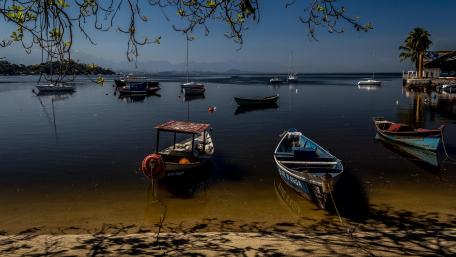 Boats in marinas wallpaper