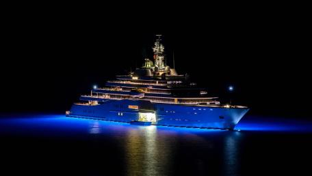 Eclipse luxury yacht wallpaper