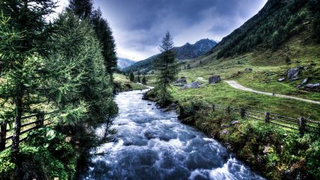 Mountain River wallpaper