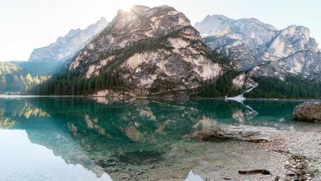 Pragser Wildsee wallpaper