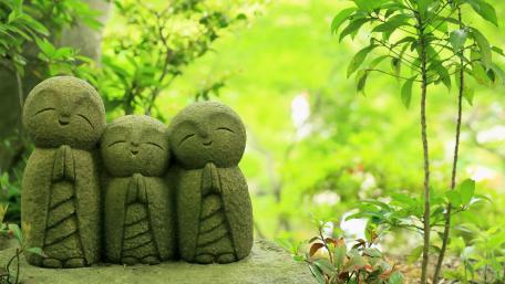 Jizo statues (Hase-dera Temple) wallpaper