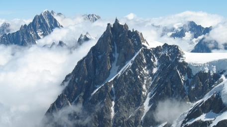 Aiguille du Midi in the clouds wallpaper