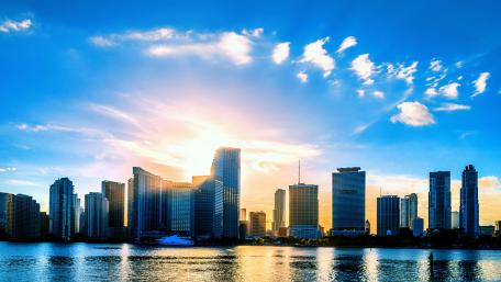 Vibrant City Skyline under a Lovely Sky wallpaper