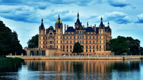 Schwerin Castle wallpaper