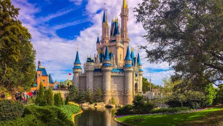 Cinderella Castle (Disneyland) wallpaper