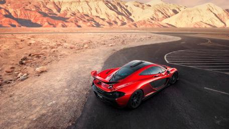 McLaren P1 in Death Valley National Park wallpaper