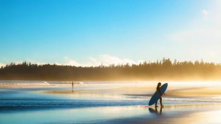 Surfing wallpaper