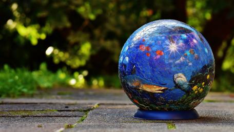 Puzzle globe wallpaper