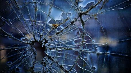 Broken glass wallpaper
