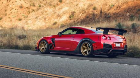 Nissan GT-R wallpaper