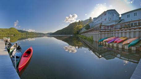 Lake Morey Resort wallpaper