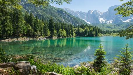 Mountain Lake Serenity in 4K Quality wallpaper