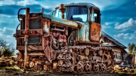 Tracked vehicle wreck wallpaper
