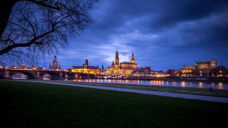 Dresden Cathedral wallpaper