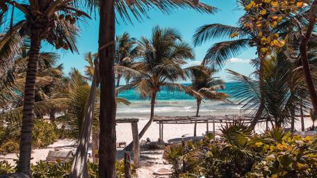 Caribean sea at Tulum, Mexico wallpaper
