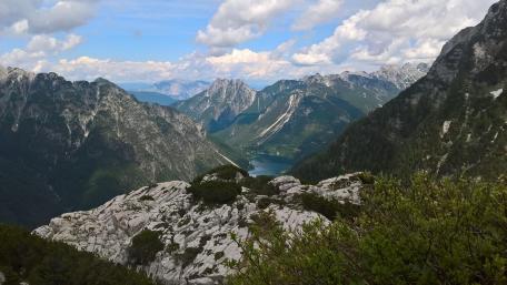 Lago del Predil lake wallpaper