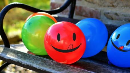 Colorful balloons wallpaper