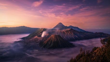 Bromo Tengger Semeru National Park wallpaper