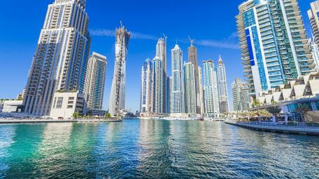 Blue sky over Dubai wallpaper