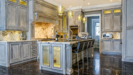Classic kitchen wallpaper