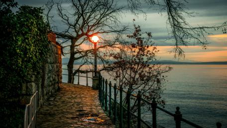 Opatija at fall wallpaper