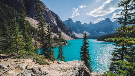 Moraine Lake (Banff National Park) wallpaper