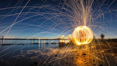 Light circles - Long Exposure photography wallpaper