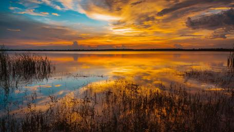 Sundown reflection wallpaper