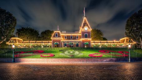 Main Street Station - Disneyland (California) wallpaper