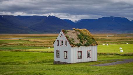 Sod house in Reykjavik, Iceland wallpaper