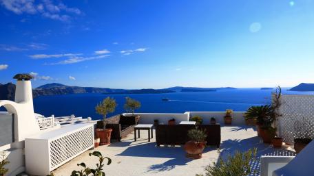 Santorini vacation wallpaper