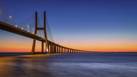 Vasco da Gama Bridge wallpaper