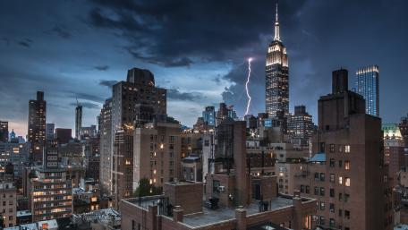 Lightning strike near the Empire State Building wallpaper