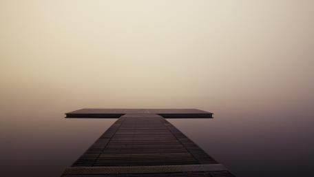 Jetty in the calm lake wallpaper
