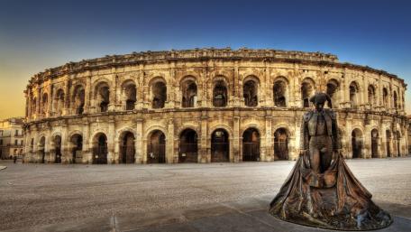 Arena of Nimes wallpaper