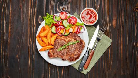 Delicious steak wallpaper