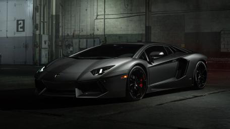 Lamborghini Aventador wallpaper