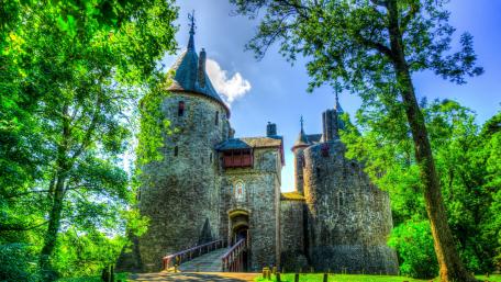 Castell Coch (Red Castle) wallpaper