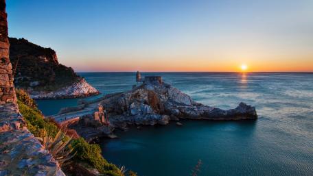 San Pietro Church (Portovenere) wallpaper