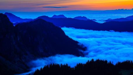 Misty Mountain Dawn Over Clouds wallpaper