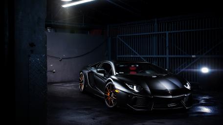 Lamborghini Aventador wallpaper